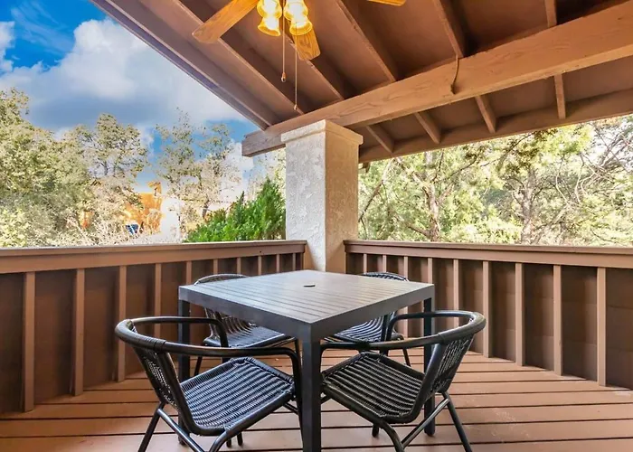 Serenity Retreat With Hot Tub Games & Firepit *